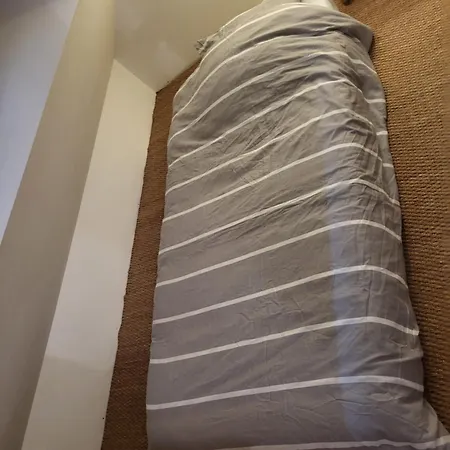 Chambre Familiale منزل للإقامة لو مان